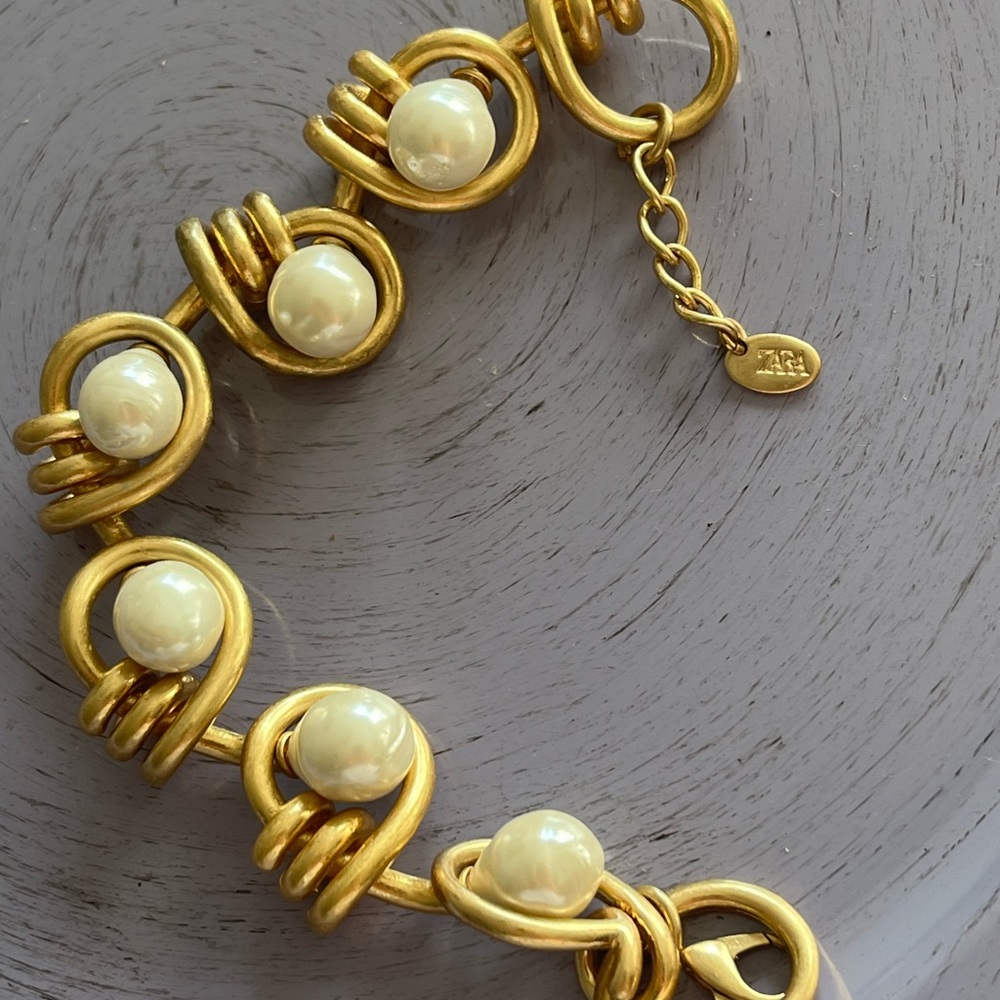 Zara Gold and Cream Pearl Bracelet